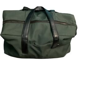 'Away' luggage Original Everywhere Bag in Green -2